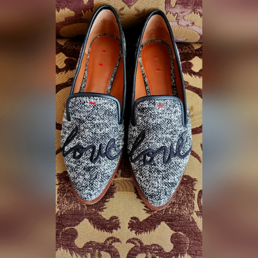 The Elen Degeneres LOVE loafers 9.5/39.5 with Original Box